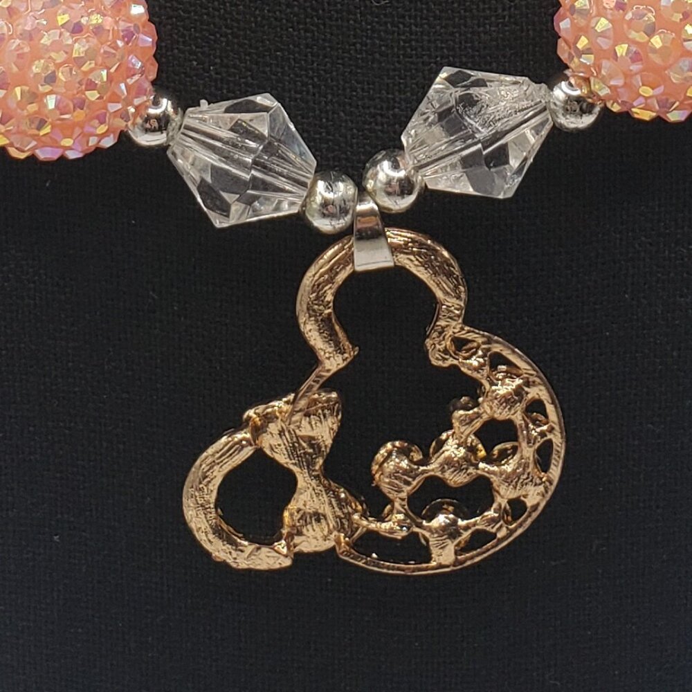 Adorable Pink Shades Bubblegum Beaded w/Gold Tone Colorful Rhinestone Necklace - Picture 11 of 13